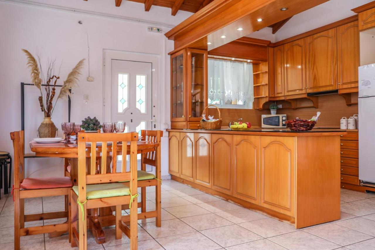 Villa Mitzelos Moni Evaggelistrias Luaran gambar