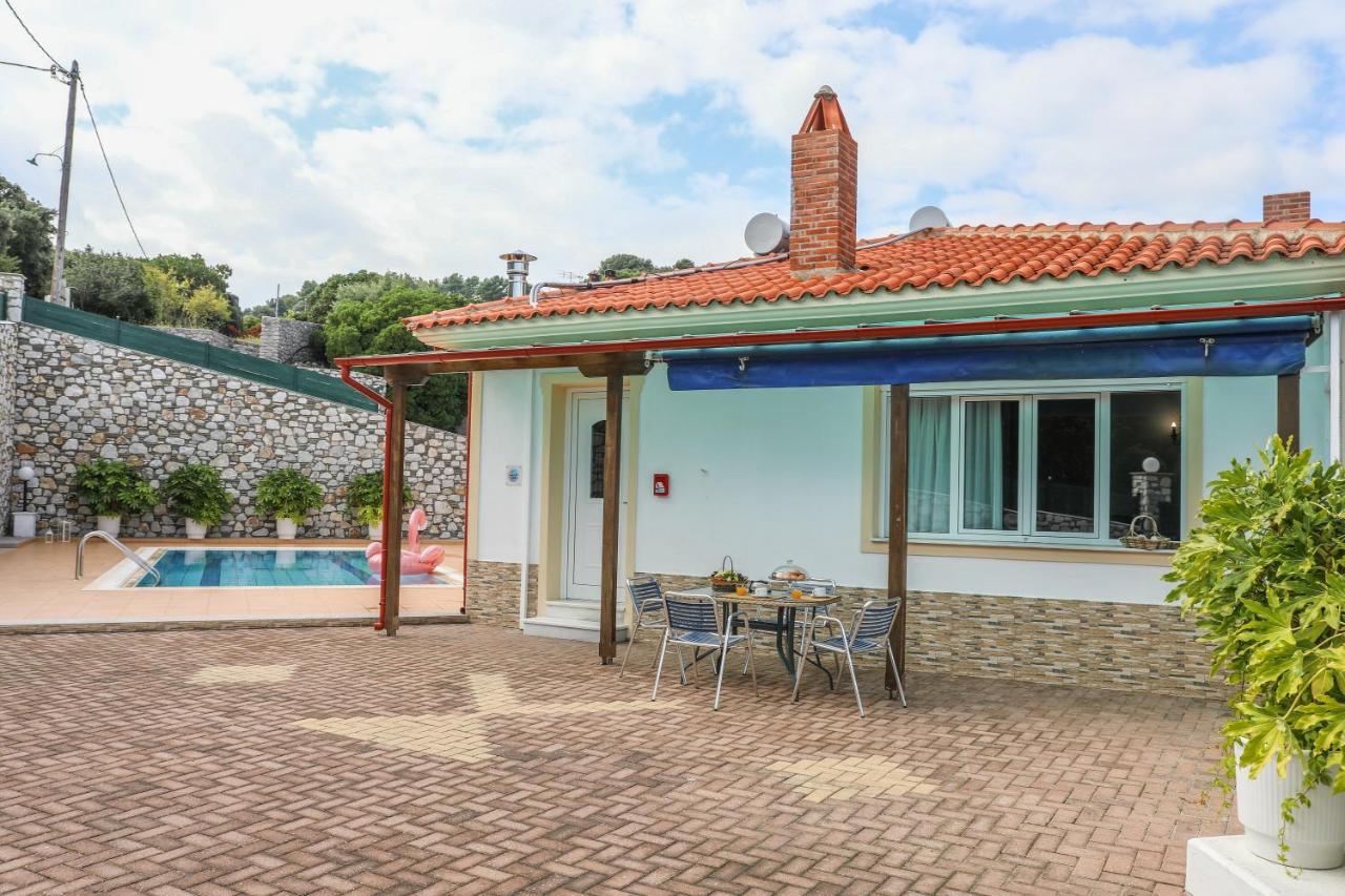 Villa Mitzelos Moni Evaggelistrias Luaran gambar